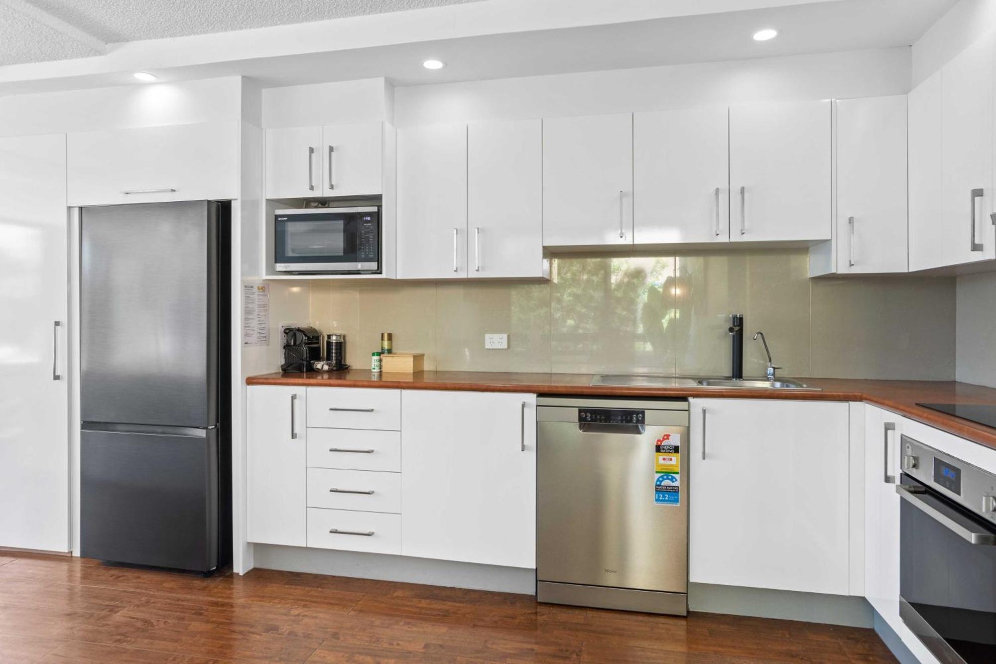 Hi Ho Beach Apartments On Broadbeach Gold Coast Ngoại thất bức ảnh