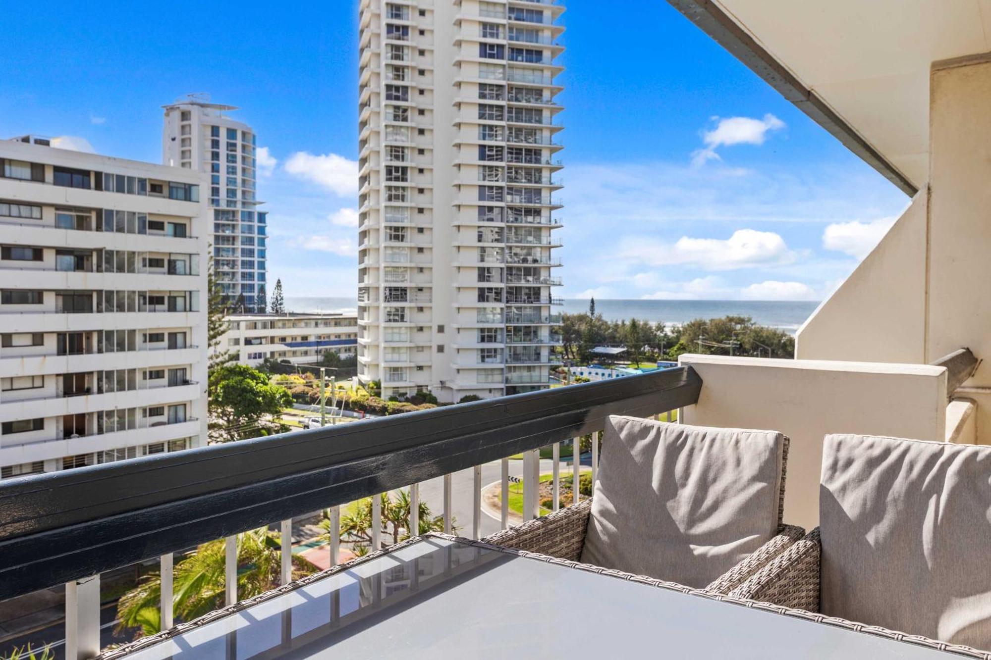 Hi Ho Beach Apartments On Broadbeach Gold Coast Ngoại thất bức ảnh